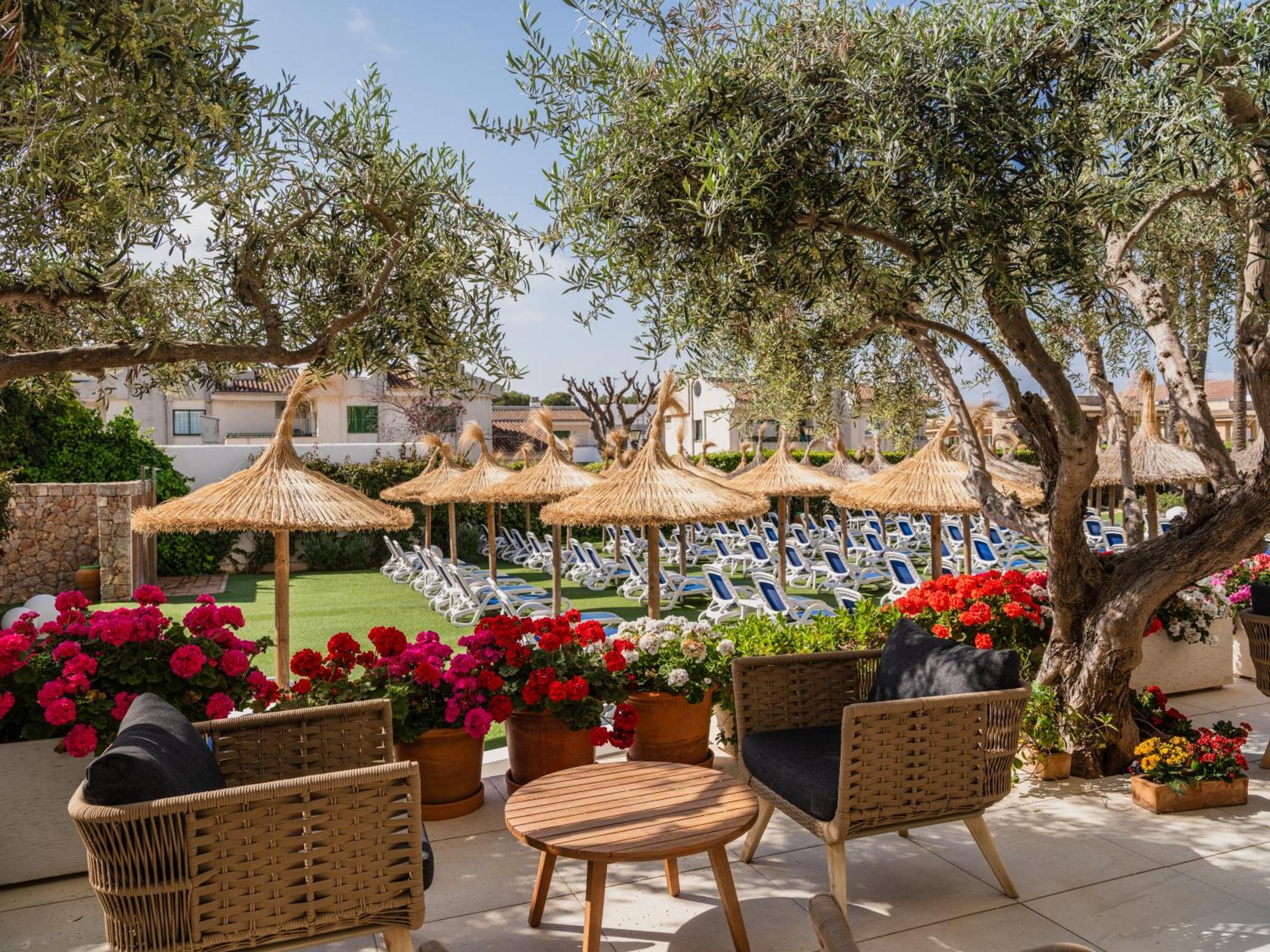 Grupotel Maritimo Port de Alcudia  ภายนอก รูปภาพ